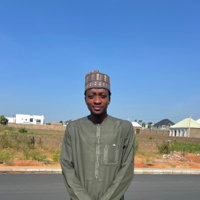 Mustee__jr's profile picture. Your friendly neighborhood UI/UX magician. #Abusite. Civil engineer👷‍♂️⏳