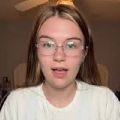 RoseTammy143420's profile picture. what’s your favorite 😍 plans tonight