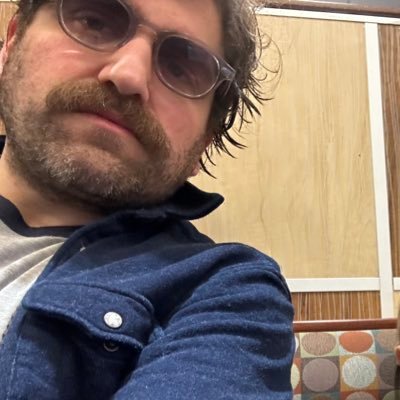 dgraz's profile picture. I manage artists