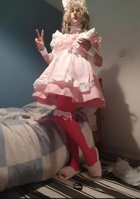 sissy maid ♠️
Owned and share profile withmy dom! Got an Auto-censor on. He gets to see it all and I don't 😅.