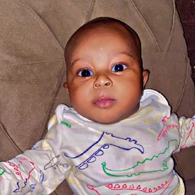 FatimaUmar22522's profile picture. Simplicity