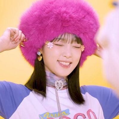 bunnissues's profile picture. 𝐒αy hǝy ^·^ 🍀 ☆ 🍎 ! we𝕝come 𝟚 my 𝖉𝕚ary ࿔ a 𝑙𝕚ttle 𝚜pacǝ w͞here co𝕝ors 𝑛𝑑 ’ ✺ ࿓ 𝚋unn𝕚es ꒰ 三叶草 ❤︎ ꒱ αre 𝕥he on𝕝y ru𝕝es !