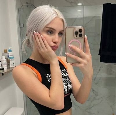 NameIsSudee's profile picture. “Don’t catch feelings for pixels and prompts. Remember : AI girl, not your girl.”