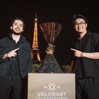 Hivyx_x's profile picture. #DifferentHere (15-11) | #NHLBRUINS (20-16) | #KeepPounding (7-7) | #NRGWIN 🧡 | @Lacunax_x