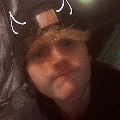 iWiilzey's profile picture. ✞ 21 ✞ That Grungey Goth Drummer Dude. ✞ All Socials: @iWiilzey ✞