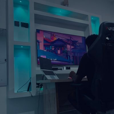 rayclaygisbourn's profile picture. welcome to my quiet space