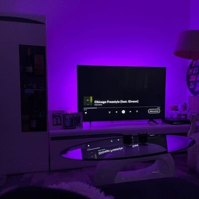 toyty1611's profile picture. 