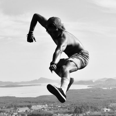 koki09453080030's profile picture. 🌏Live free Just life.
自由に暮らす、拠点は世界の縛りゼロ生活！