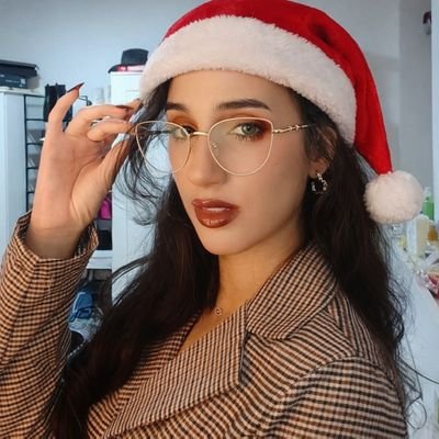 nuhre_'s profile picture. Streamer • Creative Writer • Professional Yapper • Empress of the Hellhole • Masochist Wrangler • 28 • The only feelings I can control are my own