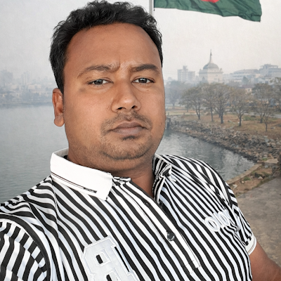 JoyMallok's profile picture. busy man