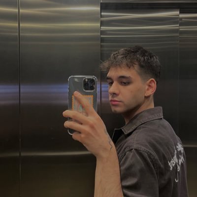 Franiiam's profile picture. tuiteo sobre artistas q me gustan y hago musica :p