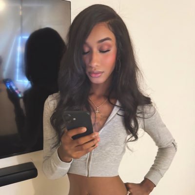 BbygirlAryanna's profile picture. 🌴Los Angeles 🌴🦄 ♊️ and a beautiful soul 💖