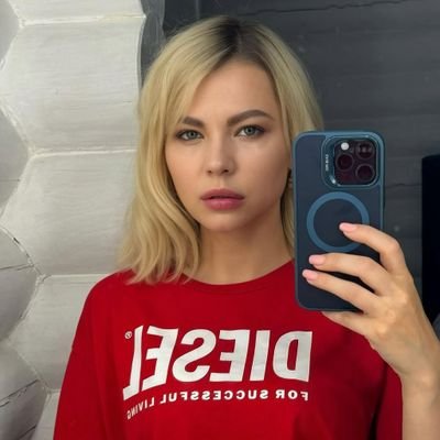 Alice45455's profile picture. Happiness is free 💕