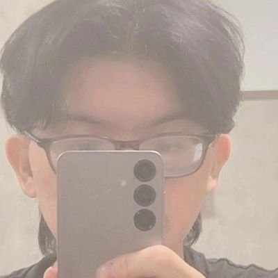 plut898986's profile picture. 