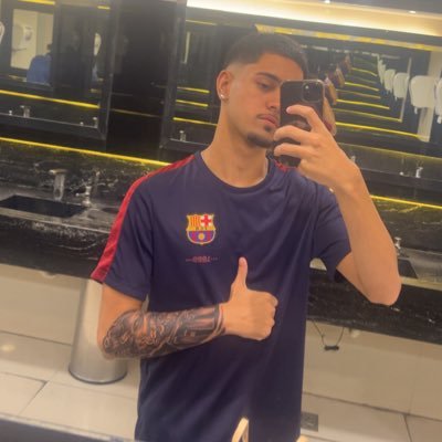 gbmiranda_08's profile picture. O Fluminense nasceu com a vocação da eternidade...tudo pode passar...só o TRICOLOR não passará jamais.