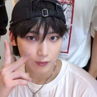 sunkipassivos's profile picture. ⠀⠀⠀⠀high voltage life with #heejake.