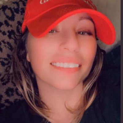 HouseLyndseyRN's profile picture. Diagnosed VaxInjured • Frontline ICU/ER RN • Whistleblower • Research Patient • Prior College Athlete • Daisy Award Nominee • Making Spike Protein Since 12/2020
