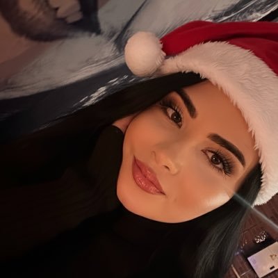 esmiratarot's profile picture. || TAROT | REİKİ MASTER | KATİNA | DURU GÖRÜ || https://t.co/nHc8QrI6Rw esmiratarot@gmail.com geri dönüşler medyada || https://t.co/DpMH9vVRpX