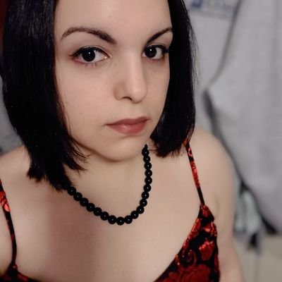 ADreamofWolves's profile picture. Let's talk about old movies! 🎬