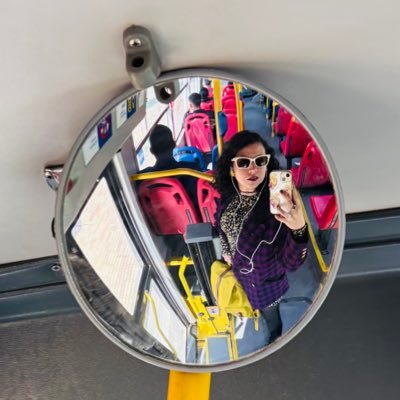 carozaldua's profile picture. Tropical Darks. Ya la oveja eléctrica, ya el cordero eólico.