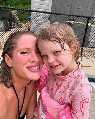 ann_peters12's profile picture. Simple and Demure😘🥹@