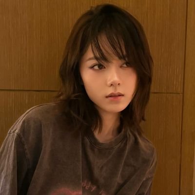 yingmaiimai's profile picture. ⋆｡˚☁︎ 人狠话少，偶尔软一点。