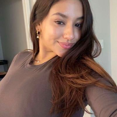 Alison82x's profile picture. being the best version of me