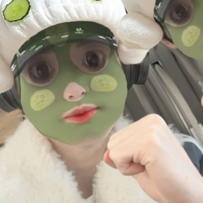 loveslenderlove's profile picture. #악플루언서