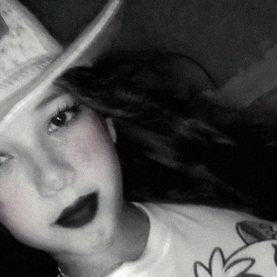 lisdaine14904's profile picture. 