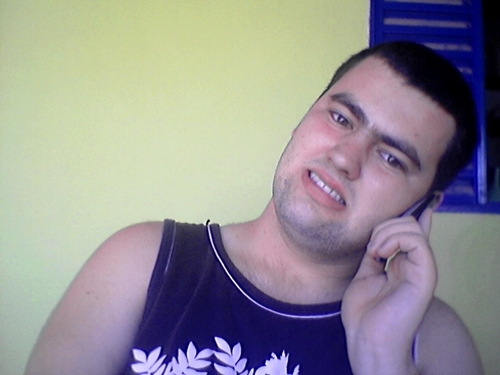 OI EUS OU LGAL AMIGO COMPANHEIRO EXTROVERTIDO E EU ADORO TDS MEUS AMIGS QUE ME ADORAM E EU ADORO TDS ELES.