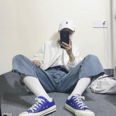 Dharmen80407801's profile picture. Petals sing realms.