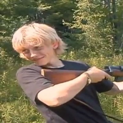 winter_b0yz's profile picture. every time I leave I come back twice as weak ☆ 9teen ☆ bmi 16s jail ☆ he/him ☆ stonerexic 🍃