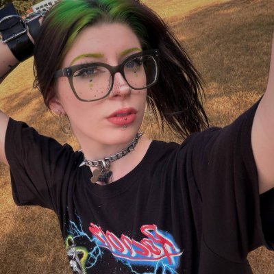 youronlyRayyy's profile picture. need some excitement in my life lol dm me