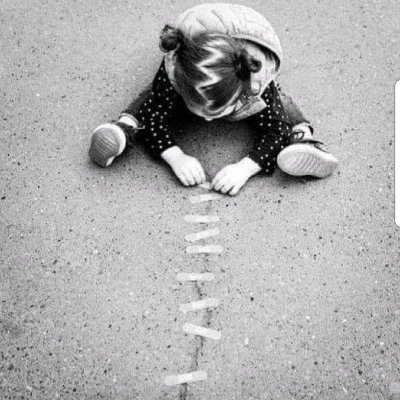 MauxPourMots's profile picture. Auteur/ La poésie est cette musique que tout homme porte en soi William Shakespeare / Tsun'amour ou tsunami / Fun en bulle / Ange poétique / Will