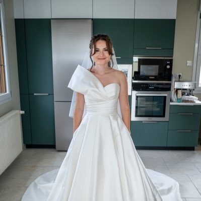 metiviermanon1's profile picture. Madame 👀