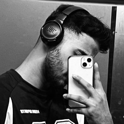 Sharique955's profile picture. We are All Time Travellers..