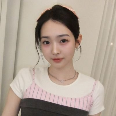 binariak's profile picture. FICTIONAL ┃ Chilling, vibing, meow, and blubub blubub.