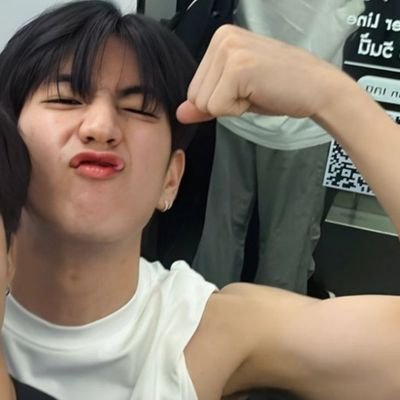 tsawinan's profile picture. ࿐ ࿔﹏ 🌊 𝙘𝙮𝙗-𝙛𝙖𝙣, currently love skynani ⋰˚ 🫧 ୭ৎ