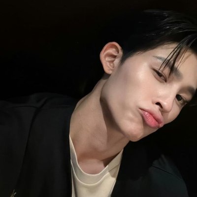 chaesse_not's profile picture. Taken by Mr. Naravit and Tangsakyuen and 99+

IG  account: @chloe.prxtty