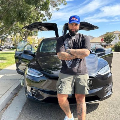 s8748253's profile picture. 