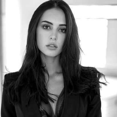 WildflowerLan's profile picture. Growing quietly where life planted me, curious and kind at heart 🌸