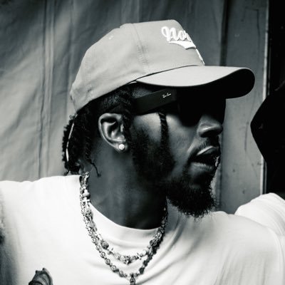 FlvmeSA's profile picture. 𓅓 ... CAPTAIN HOOK🪝 ... ALBUM OUT NOW bookings@thevalhalla.co.za