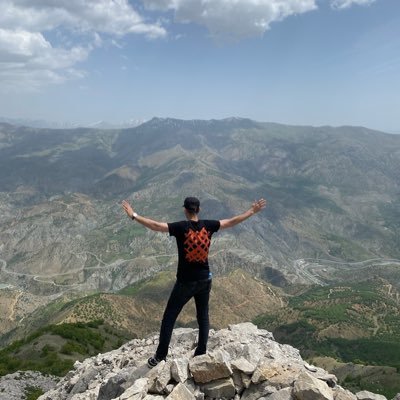 HogrBruskhkjx's profile picture. Kürtler, rüzgâr gibi özgür, kayalar gibi sarsılmaz bir millettir.🔥