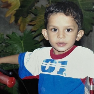 LynelSkroll's profile picture. I love designing cool stuff.