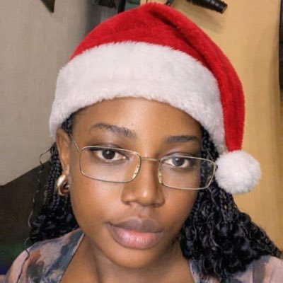 _chiceeeyyy's profile picture. JER 29:11 ❤️|| Tired Nigerian 💔|| views are mine and might change overtime || seamstress || Bibliophile 📚|| Bureaucrat 👩🏽‍🎓|| MBA in view ✨