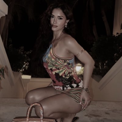 loviinpablo's profile picture. (the zahir) unforgettable, untouchable, haunting, the edge of madness for some