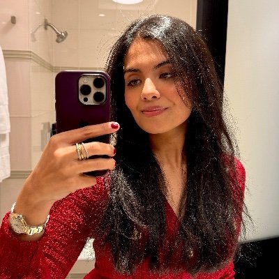 nnupurjoshii's profile picture. Now @ Bridgewater associates
Ex @Zerodhaonline @add_axio 
🎓Columbia University