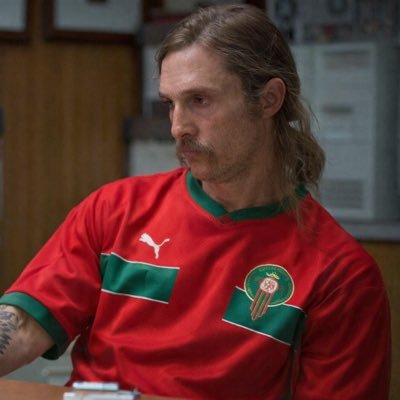 lovetostruggle's profile picture. فَقُل لِمَن يَدَّعي في العِلمِ فَلسَفَةً , حَفِظتَ شَيئاً وَغابَت عَنكَ أَشياءُ