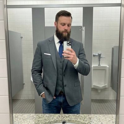 DARKSIDEOFBRI_6's profile picture. X lets me say all the shit I can’t say out loud 😂