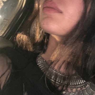 chodbhaangda's profile picture. mere ghar me toilet hai par mai yahan hagne aati hu